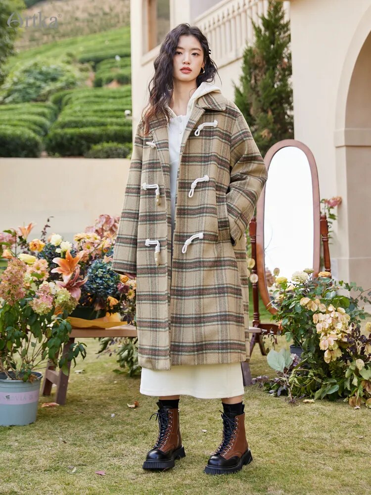 Vintage Style Plaid Single Breasted Woolen Coat - Artka Fashion