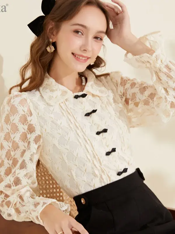Lace Bow Button Peter Pan Collar Blouse