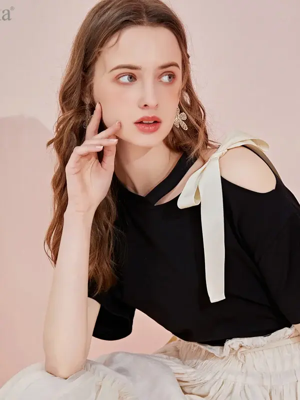 Shoulder Tie Cutout O-Neck Top