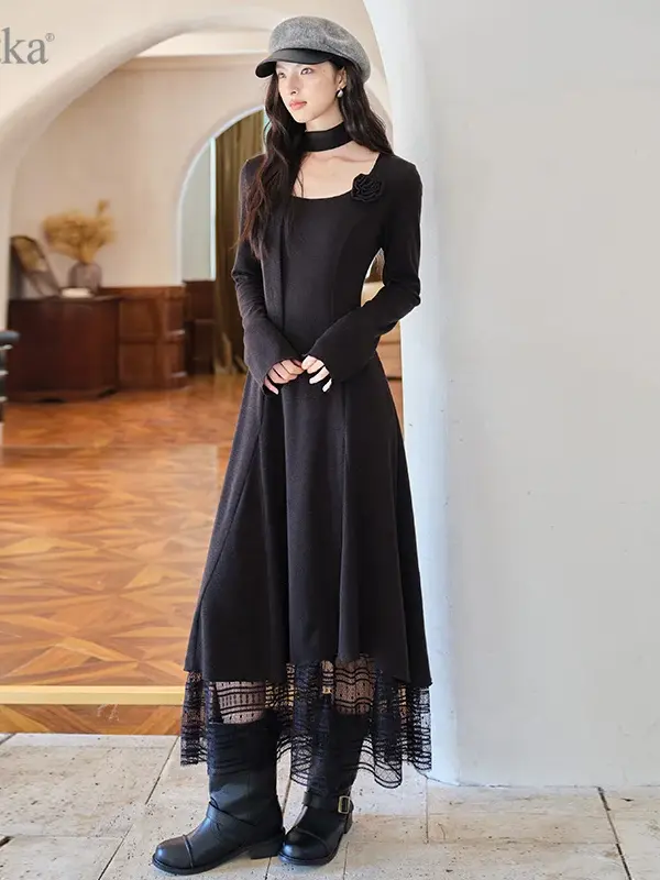 Scoop Neck Lace Hem Knit Long Dress