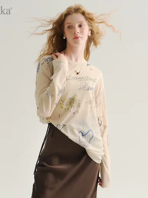 Letter Print O-Neck Long Sleeve Top